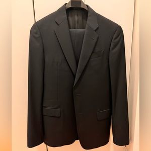 Armani Men’s Suit 40R - Dark Navy/Black